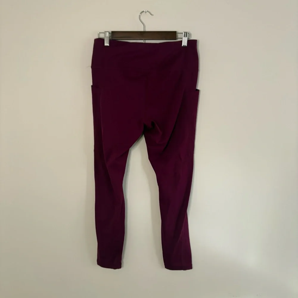 Members Mark Women's Leggings large maroon burgundy 7/8 like new!